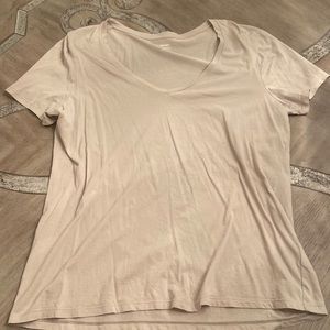 Old Navy “Greige” Relaxed Fit Tee Size L